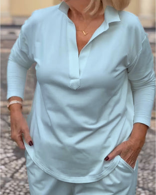 Langärmliges Sporttop mit Kragen