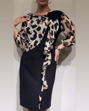 Patchwork-kleid mit leoparden-print