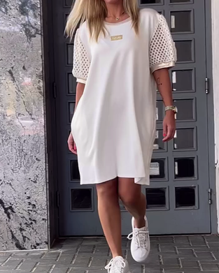 Kleid Rundhals Hohles Design Gerade