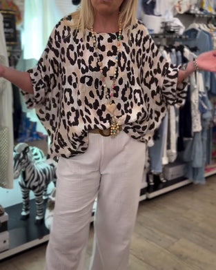 Bluse mit Rundhalsausschnitt Leopardenmuster locker