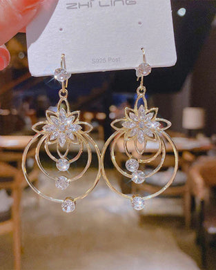 Stilvolle Kristall-Lotus-Ohrringe