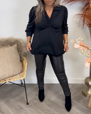 Bluse mit V-Ausschnitt und Falten