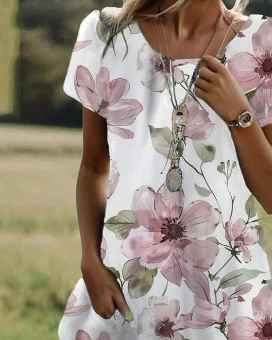 Lässiges Kleid mit Rundhalsausschnitt und Print