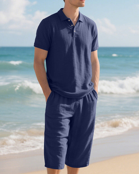 Lässiges Herren-Set Aus Poloshirt Und Verkürzten Hosen