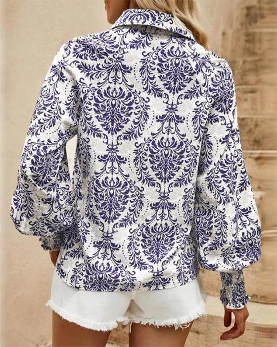 Bluse Mit Retro Knopf Details Und Kleine Florale Drucke