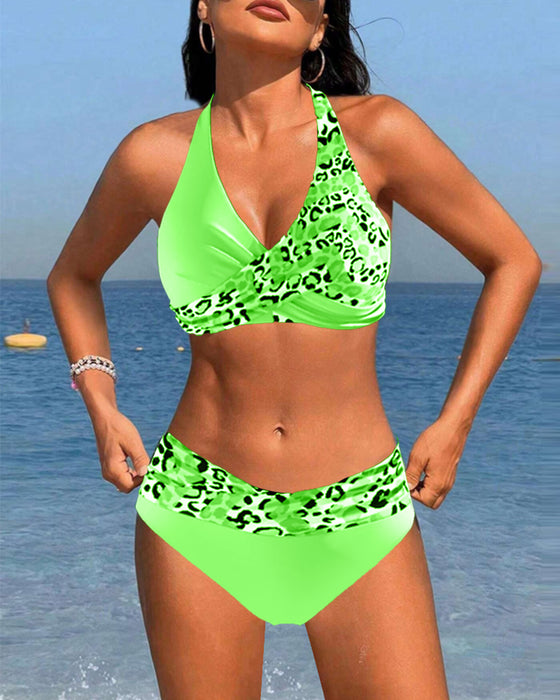 Neckholder-Bikini mit Leoparden-Patchwork-Print
