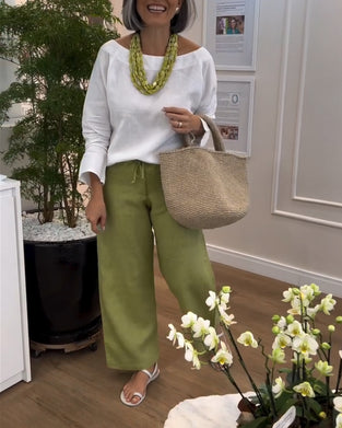 Weitbeinige Hosen Mit Einfärbigem Muster, Casual Stil Und Ziehriemen