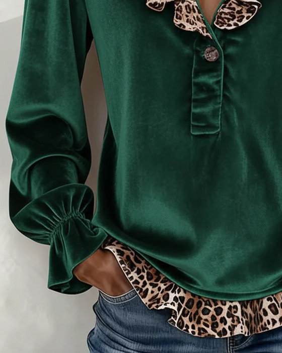 Oberteil V-Ausschnitt Knopf Rüsche Leopard