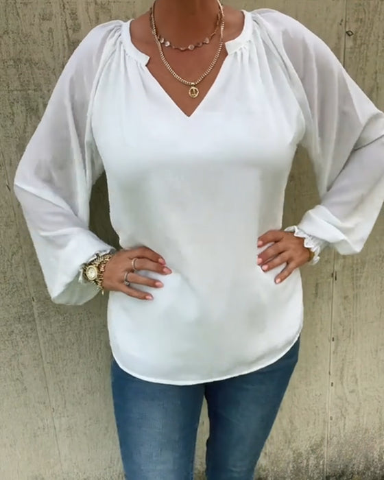 Casual-Shirt Mit Gepuckten Langer Ärmeln Und V-Ausschnitt