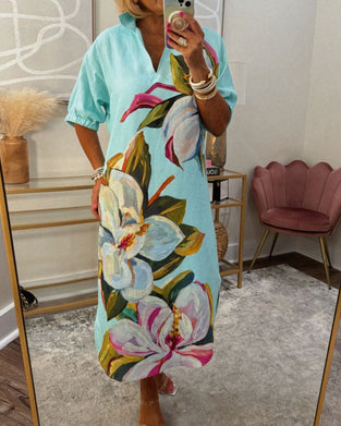 Lockeres freizeitkleid mit blumendruck