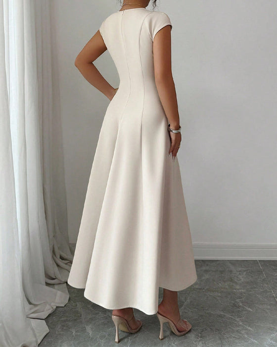 Kleid Quadratischer Ausschnitt Kurzarm