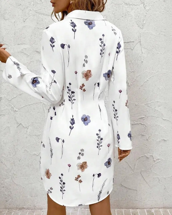Kleid modisch Druck figurbetont