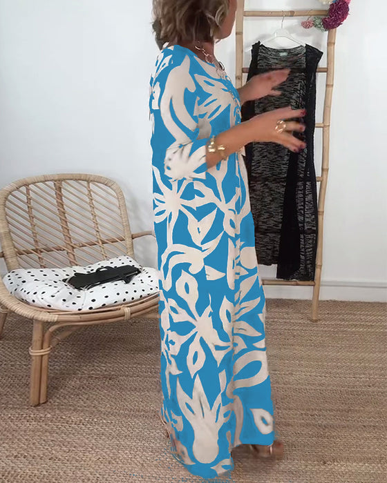 Kleid Mit Rundhalsausschnitt Und Langen Ärmeln Mit Druck