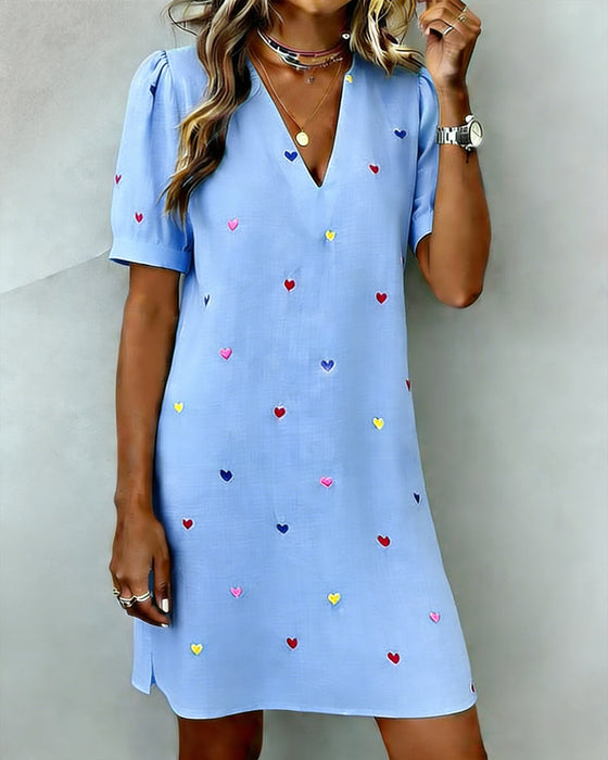 Buntes Herz-Print-Kleid Mit V-Ausschnitt