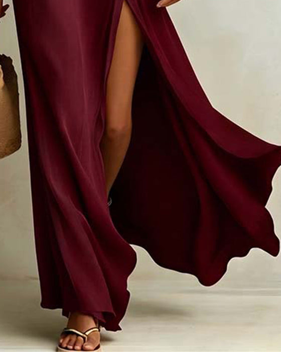 Kleid Mit Geschrägtem Schlitzschulter Und Schlitz
