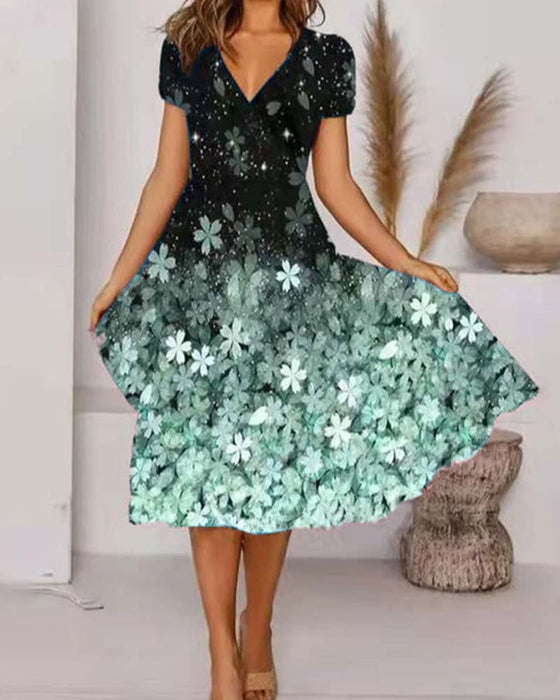 Kurzärmeliges Kleid Mit V-Ausschnitt Und Blumenmuster