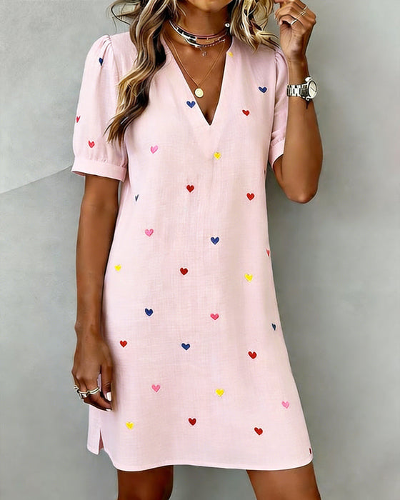 Buntes Herz-Print-Kleid Mit V-Ausschnitt