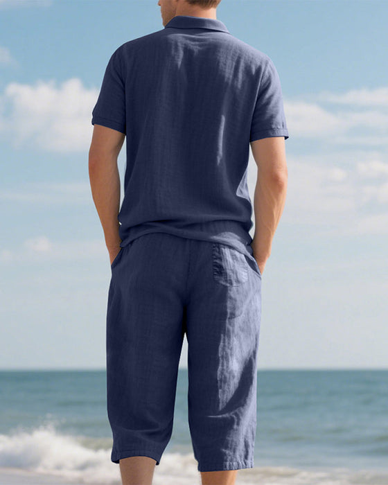 Lässiges Herren-Set Aus Poloshirt Und Verkürzten Hosen
