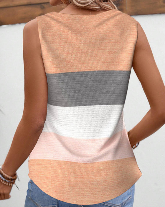Gestreiftes Tanktop mit Knöpfen und Falten