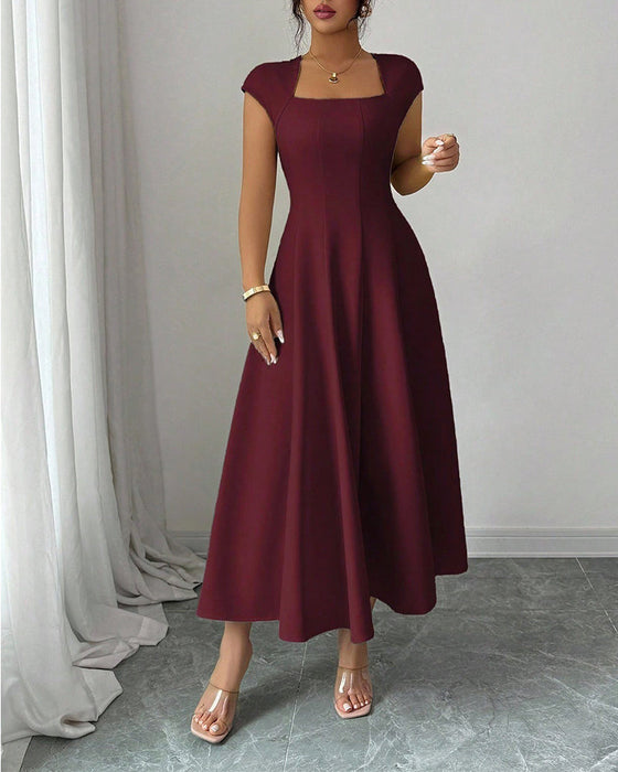 Kleid Quadratischer Ausschnitt Kurzarm