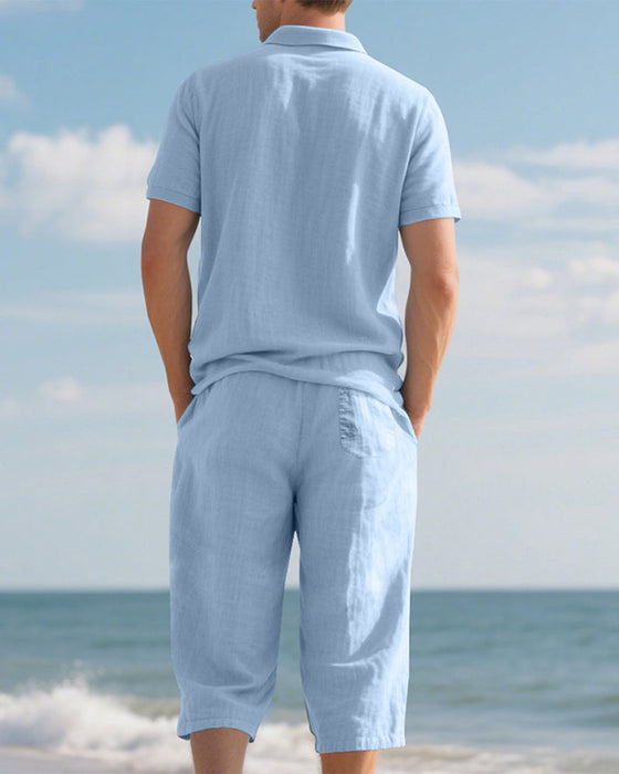 Lässiges Herren-Set Aus Poloshirt Und Verkürzten Hosen