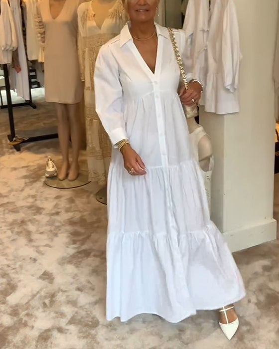 Kleid mit Knöpfen und Revers