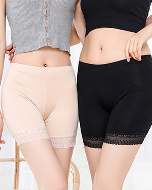 Shorts Spitzenbesatz