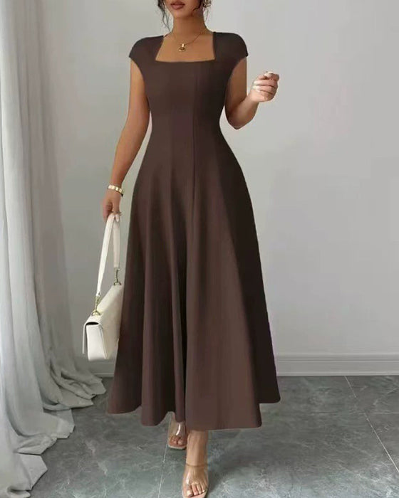 Kleid Quadratischer Ausschnitt Kurzarm