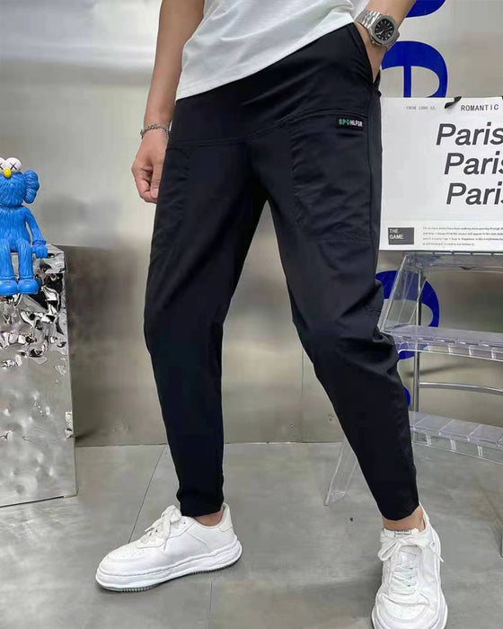 Hochelastische skinny-cargohose mit mehreren taschen für herren