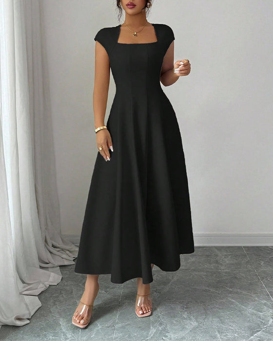 Kleid Quadratischer Ausschnitt Kurzarm