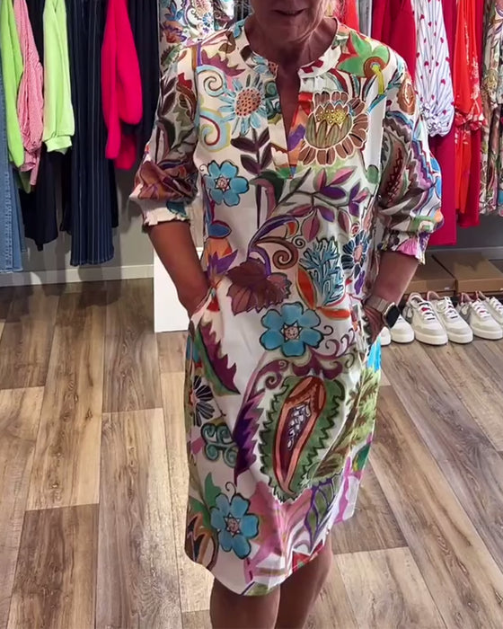 Kleid Stehkragen Blume