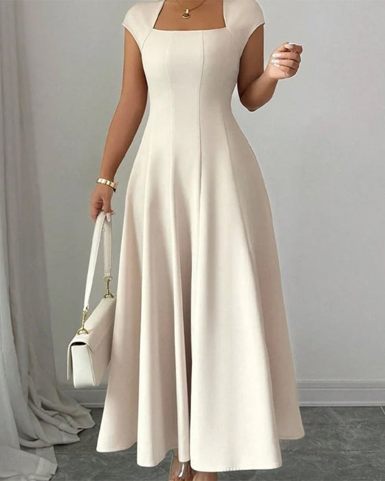 Kleid Quadratischer Ausschnitt Kurzarm
