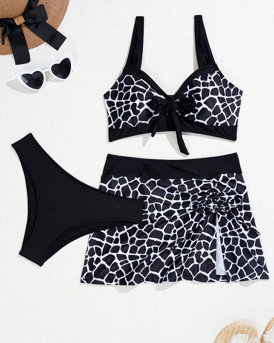 Strand-Ziehriemen-Dreiteiliges Bikini-Set Mit Leoparddruck