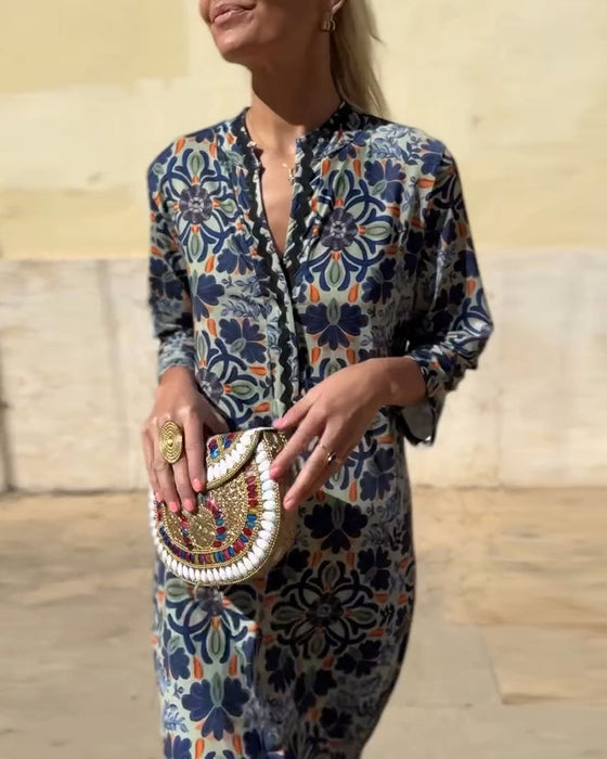Kleid mit Retro-Modedruck