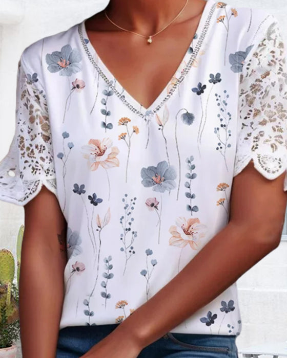 Bluse mit Lace-Patch und Druck