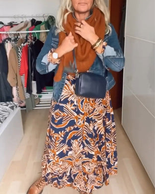 Lässiger jeansmantel mit reversknopf und langen ärmeln