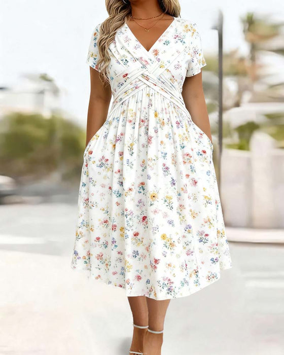 Kleid Blumig Twist Kurzer Ärmel