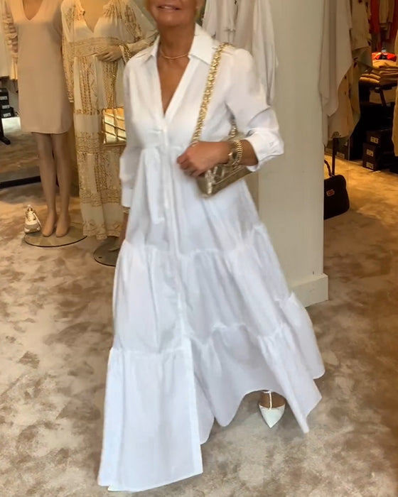Kleid mit Knöpfen und Revers