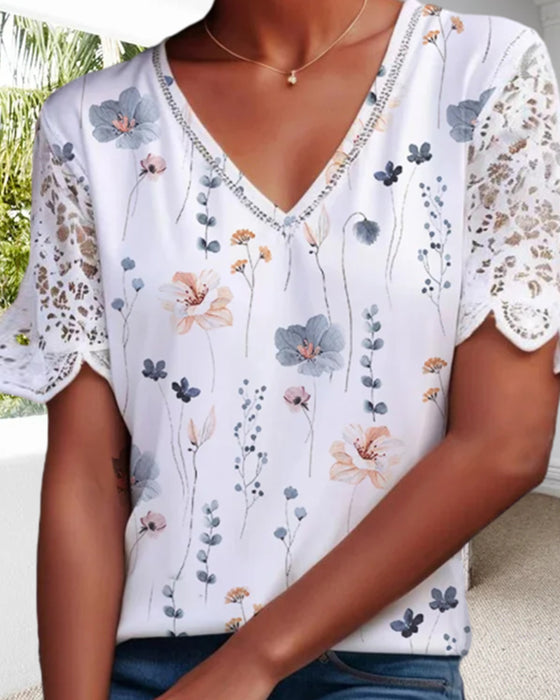Bluse mit Lace-Patch und Druck