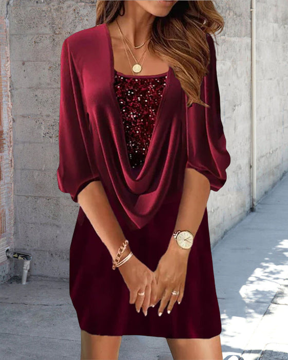 Einfarbiges Samtkleid mit Pailletten