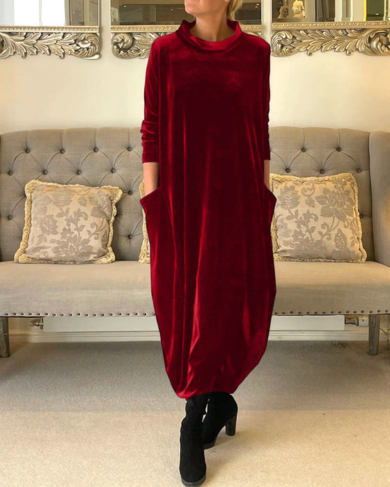 Kleid mit Taschen und Stehkragen