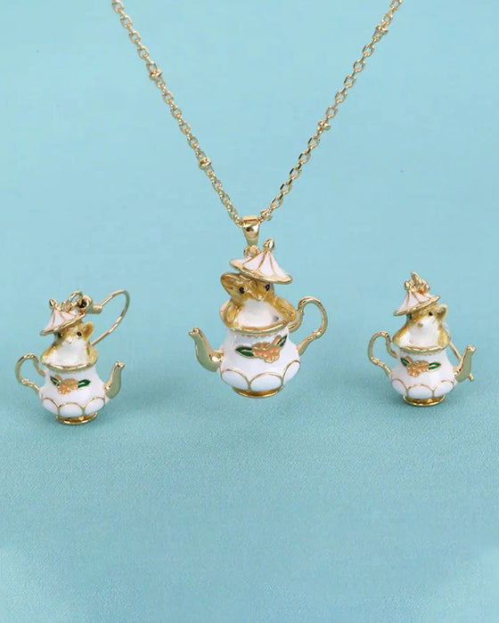 Maus in meinem Teekannen-Schmuckset