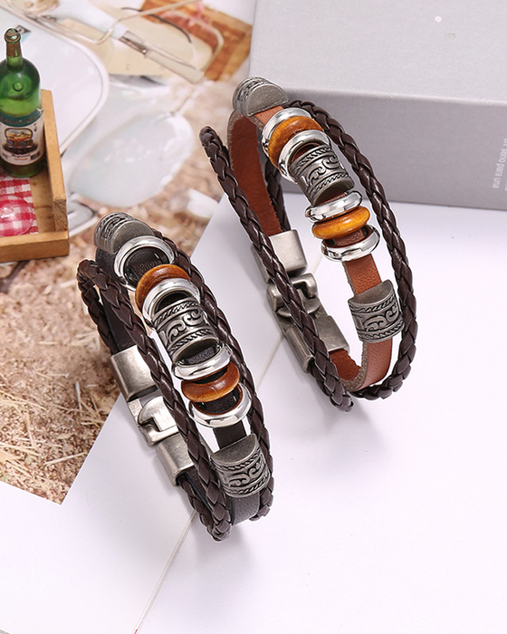Handbesticktes mehrschichtiges Lederarmband