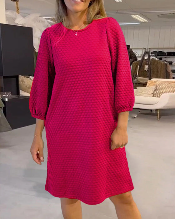 Elegantes einfarbiges Kleid