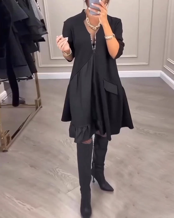 Kleid mit künstlerischem Flair und V-Ausschnitt