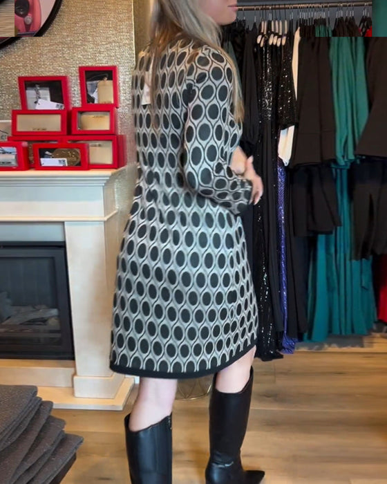 Kleid mit Polka-Dot-Print und knielang