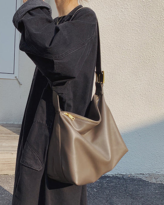 Tasche mit Reißverschlüssen Umhängetasche