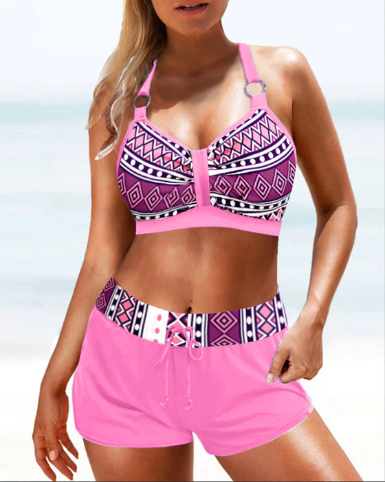 Bikinis mit hoher Taille und geometrischem Muster