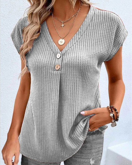 Schlichtes T-Shirt mit V-Ausschnitt