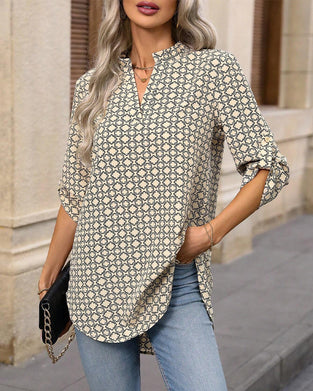 Bluse mit geometrischem Print und V-Ausschnitt